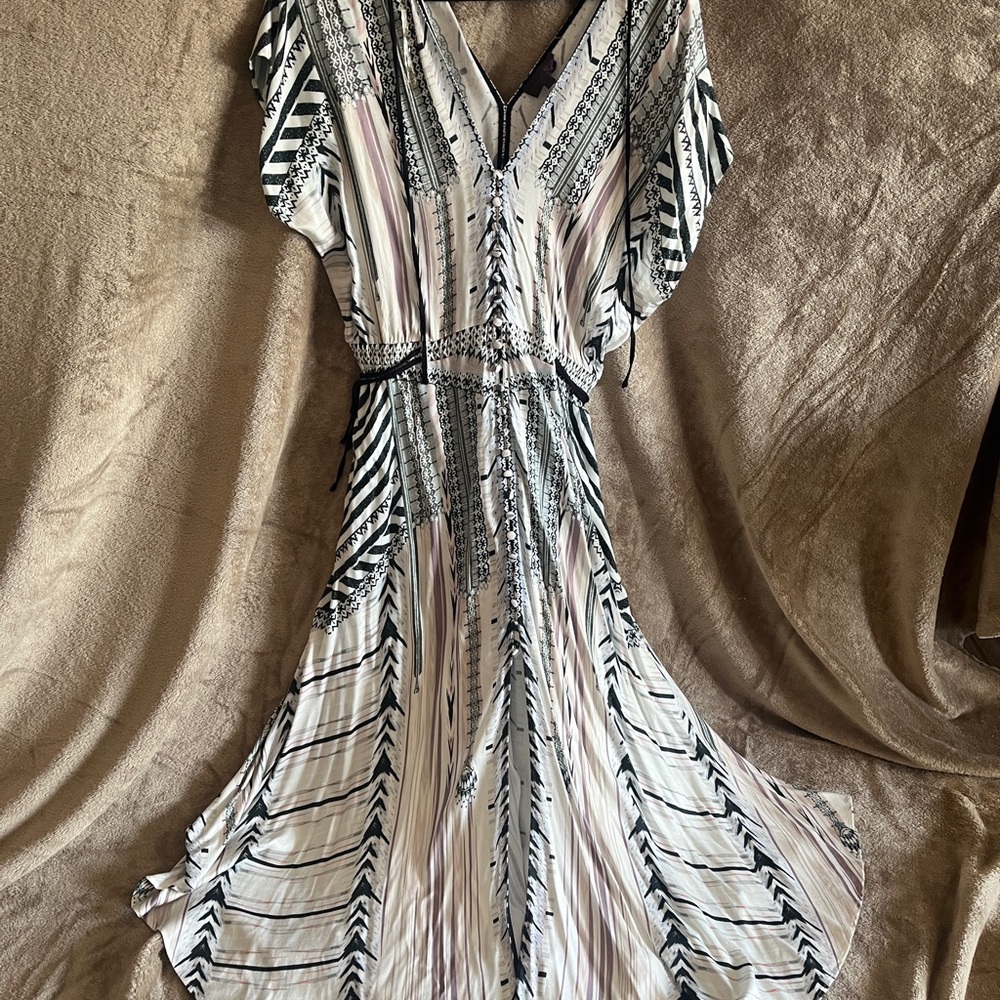 Hale Bob White and Black V-Neck Printed Maxi Dress